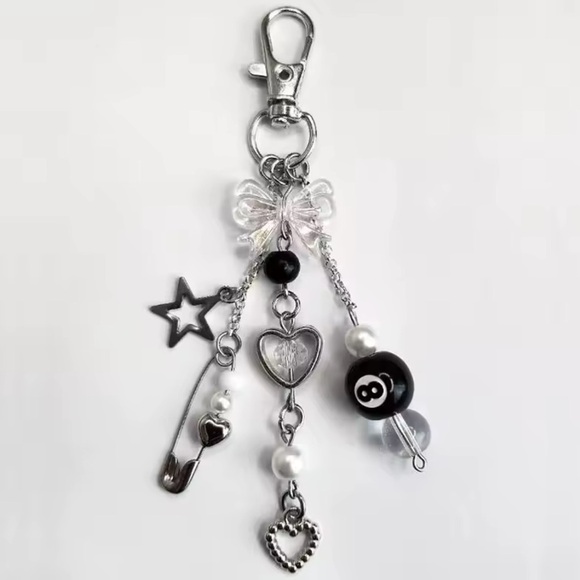 y2k 8 Ball Bag Charm - Picture 2 of 2